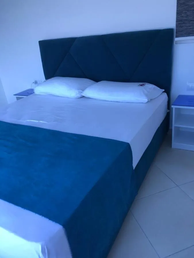 Apartment Vila Floban & Mirdar Koshi Sarandë