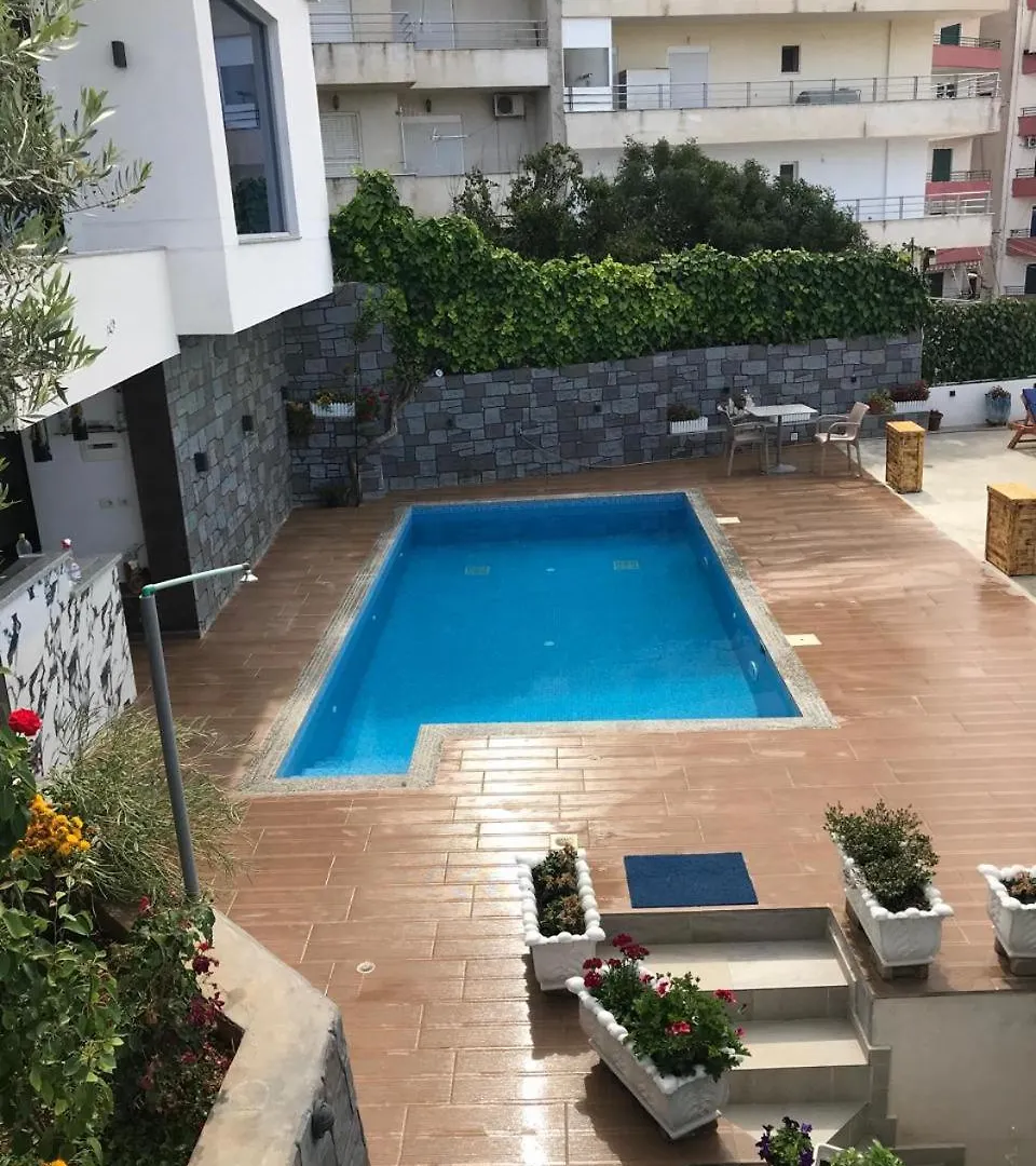 Vila Floban & Mirdar Koshi Sarandë Albania