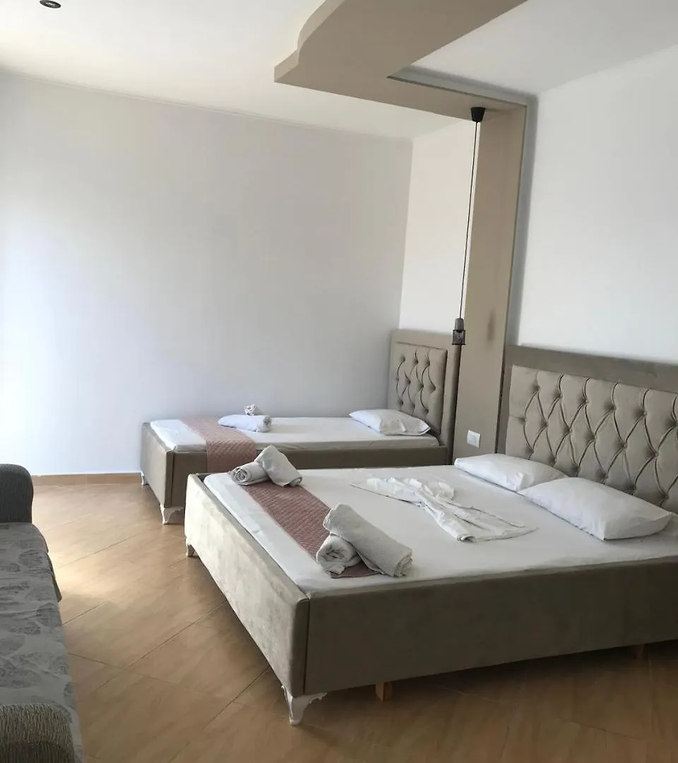 Vila Floban & Mirdar Koshi Sarandë
