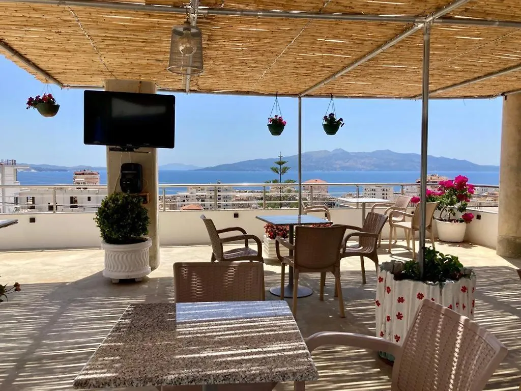 Vila Floban & Mirdar Koshi Sarande Apartment