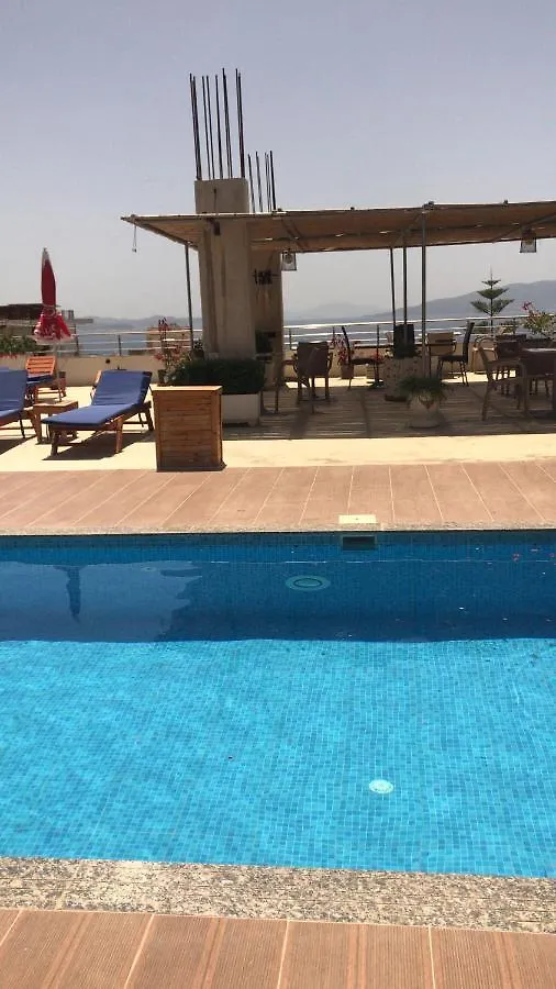 Vila Floban & Mirdar Koshi Sarande