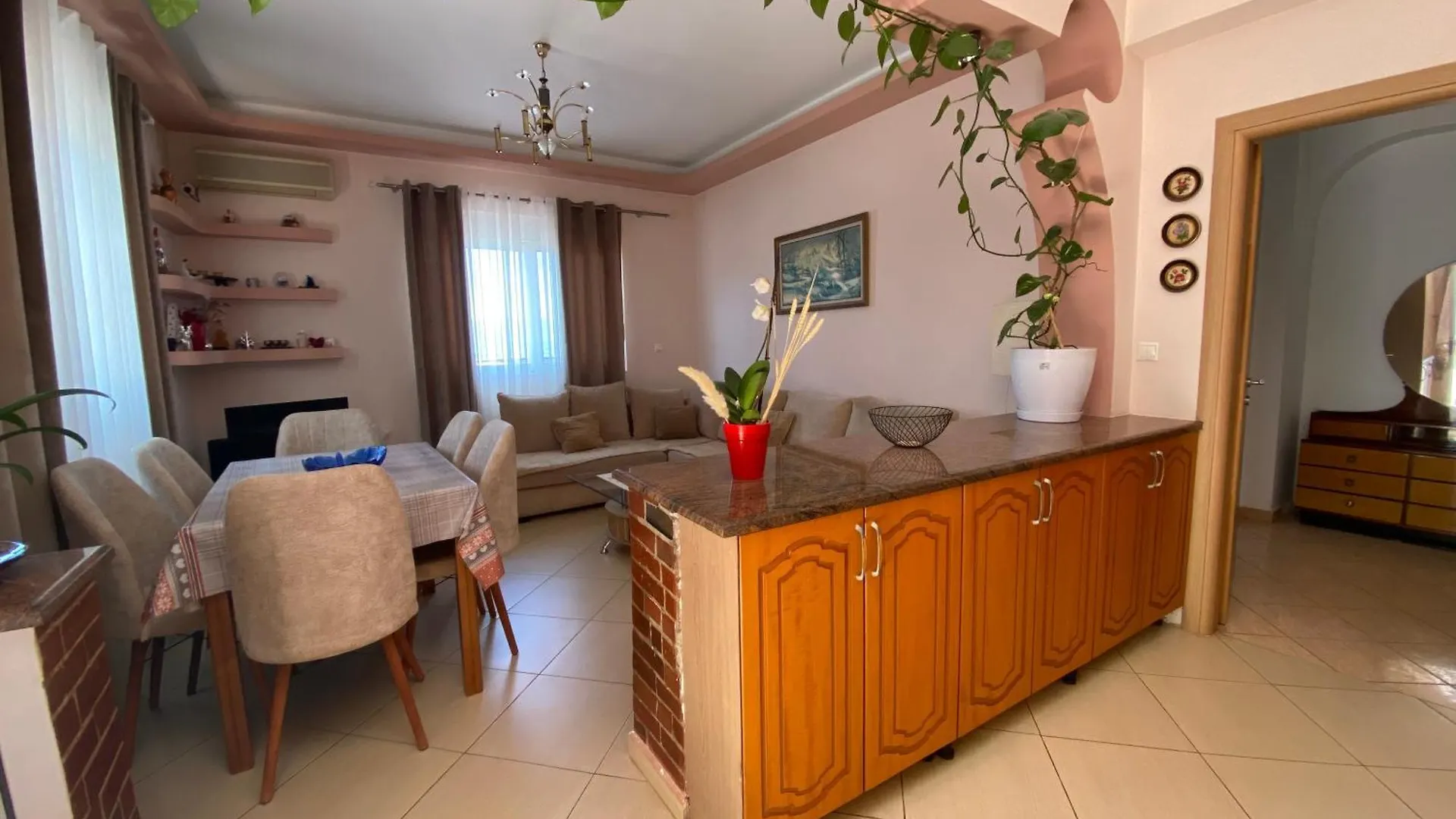Apartment Vila Floban & Mirdar Koshi Sarande