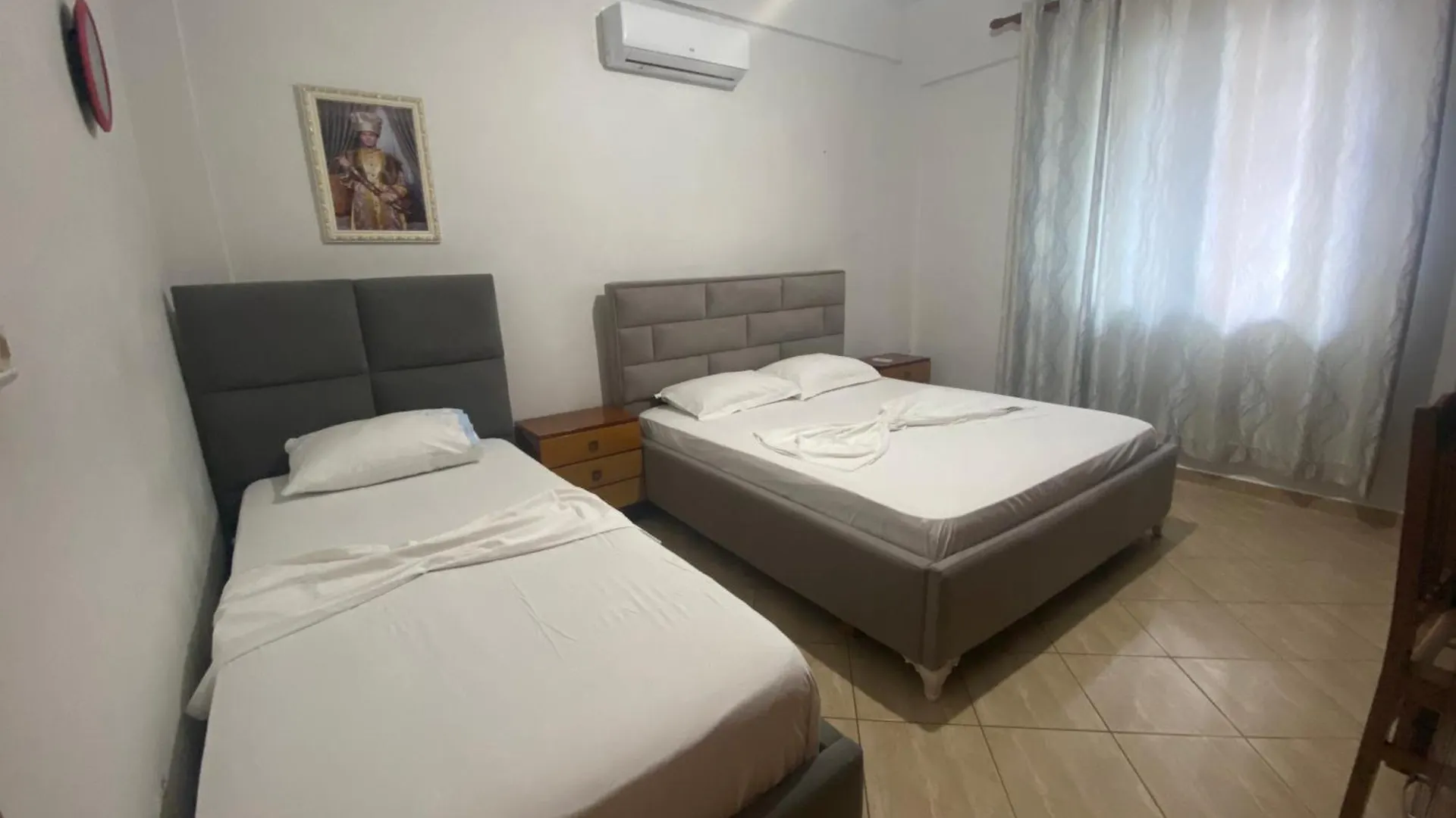 Vila Floban & Mirdar Koshi Sarande 0*,  Albania