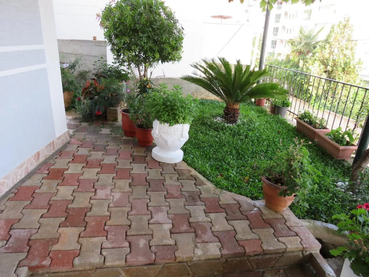 Apartment Vila Floban & Mirdar Koshi Sarande
