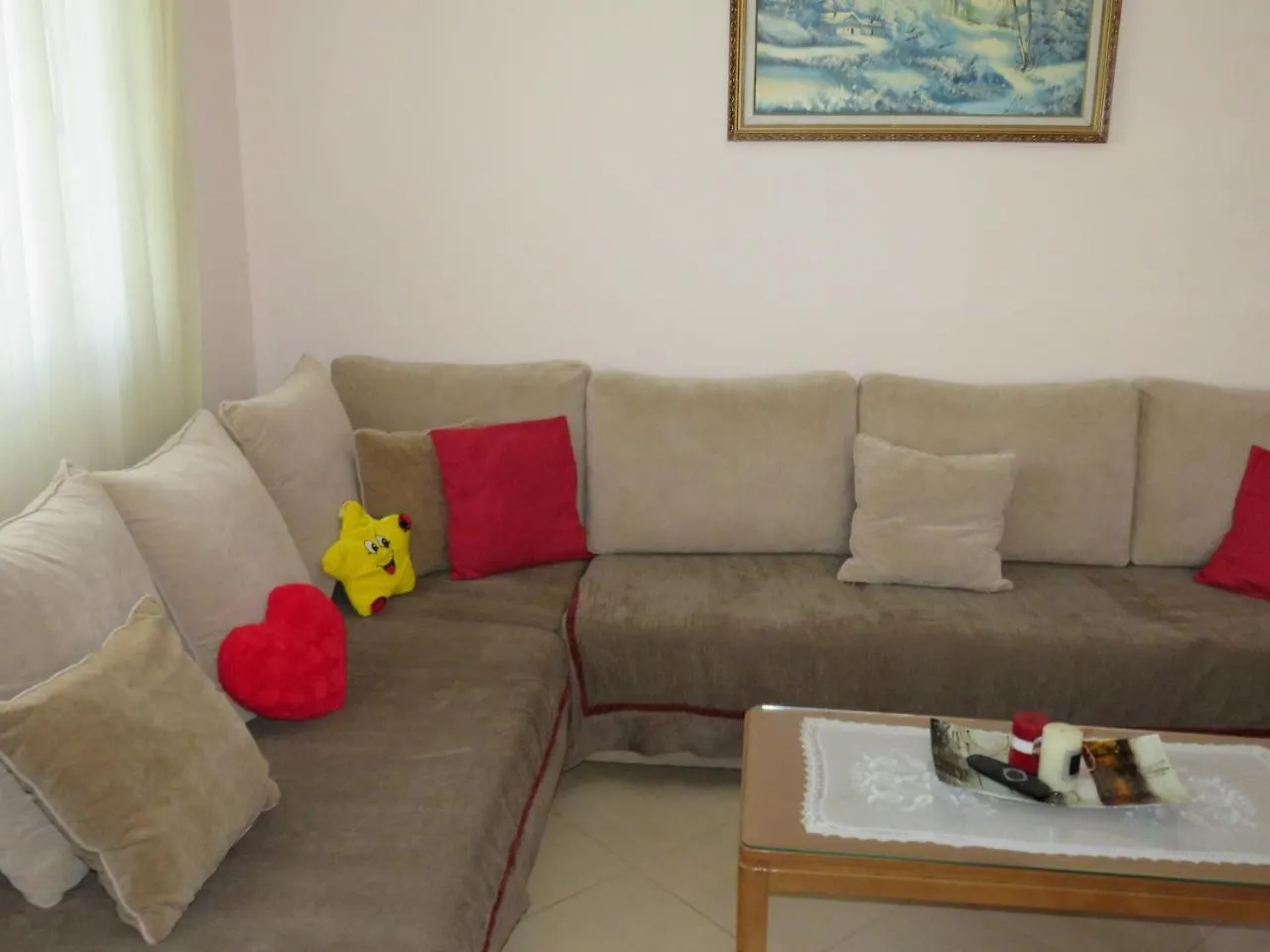 Vila Floban & Mirdar Koshi Sarande Apartment