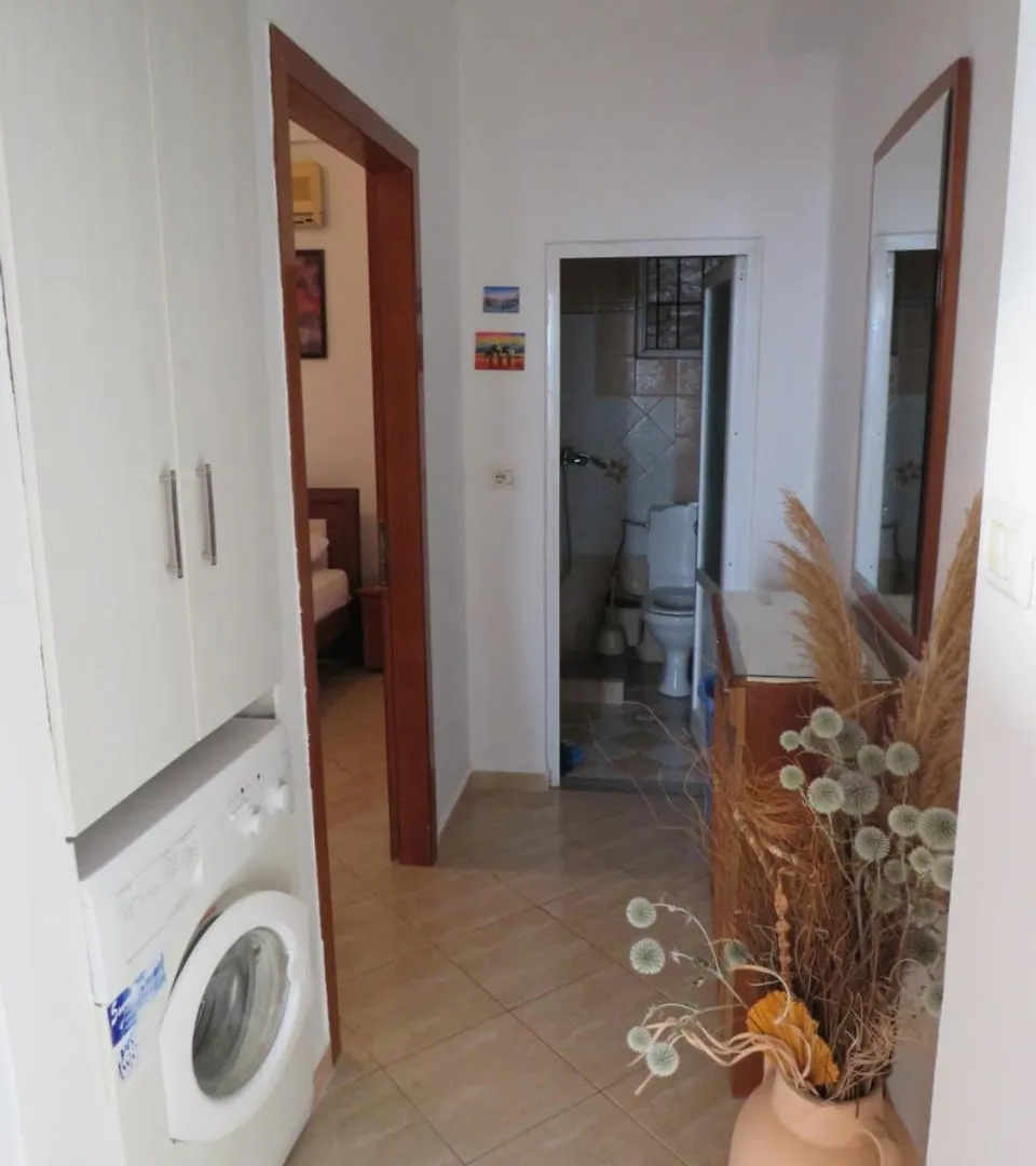 Apartment Vila Floban & Mirdar Koshi Sarande